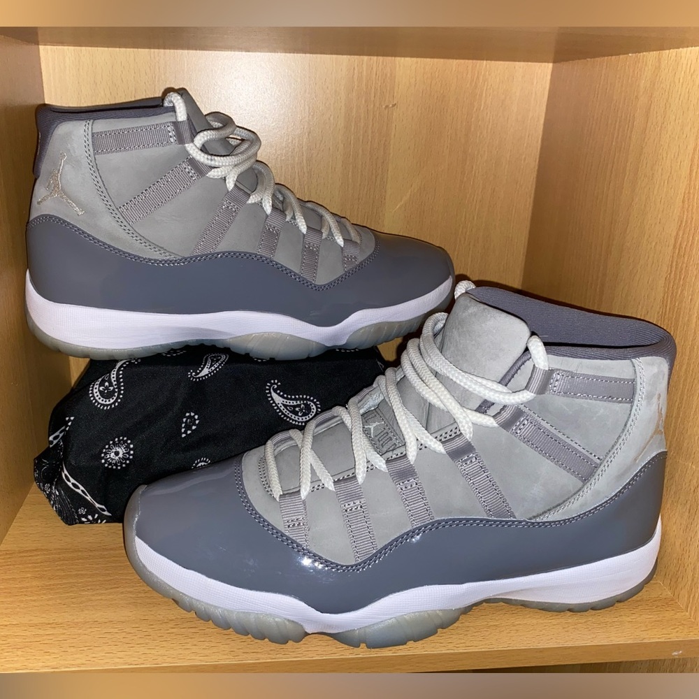 Men’s Size 9.5 “Cool Grey” Air Jordan 11s For Sale